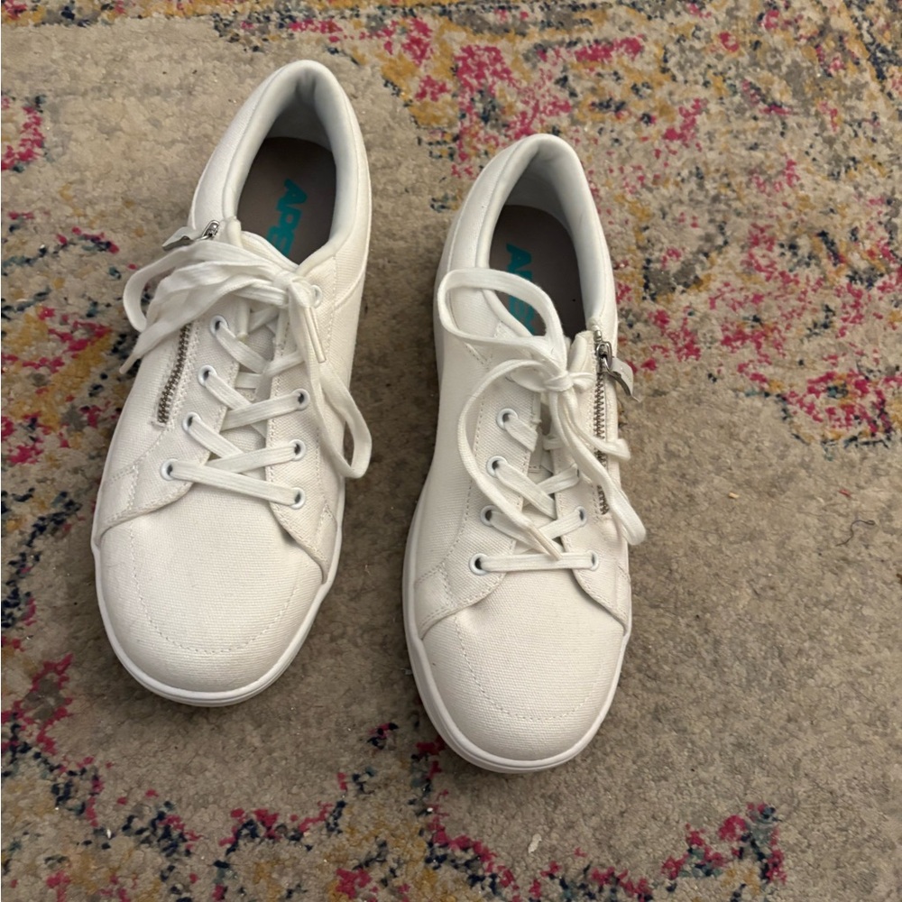 Classic White Women's Sneakers